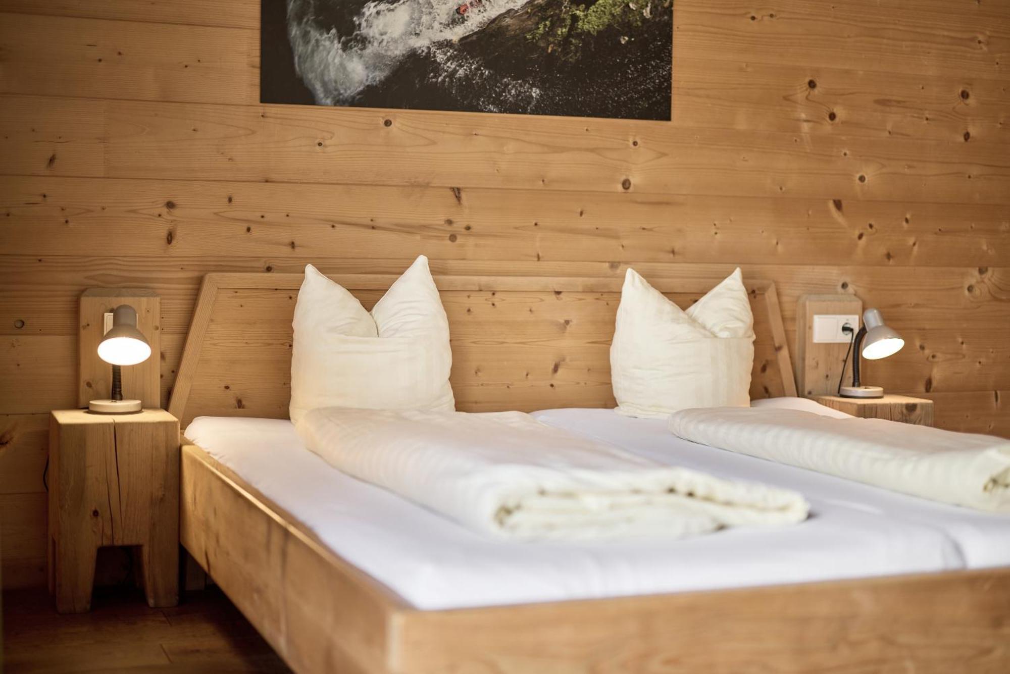 ホテル Area 47 - Tirol エッツタール・バーンホフ エクステリア 写真