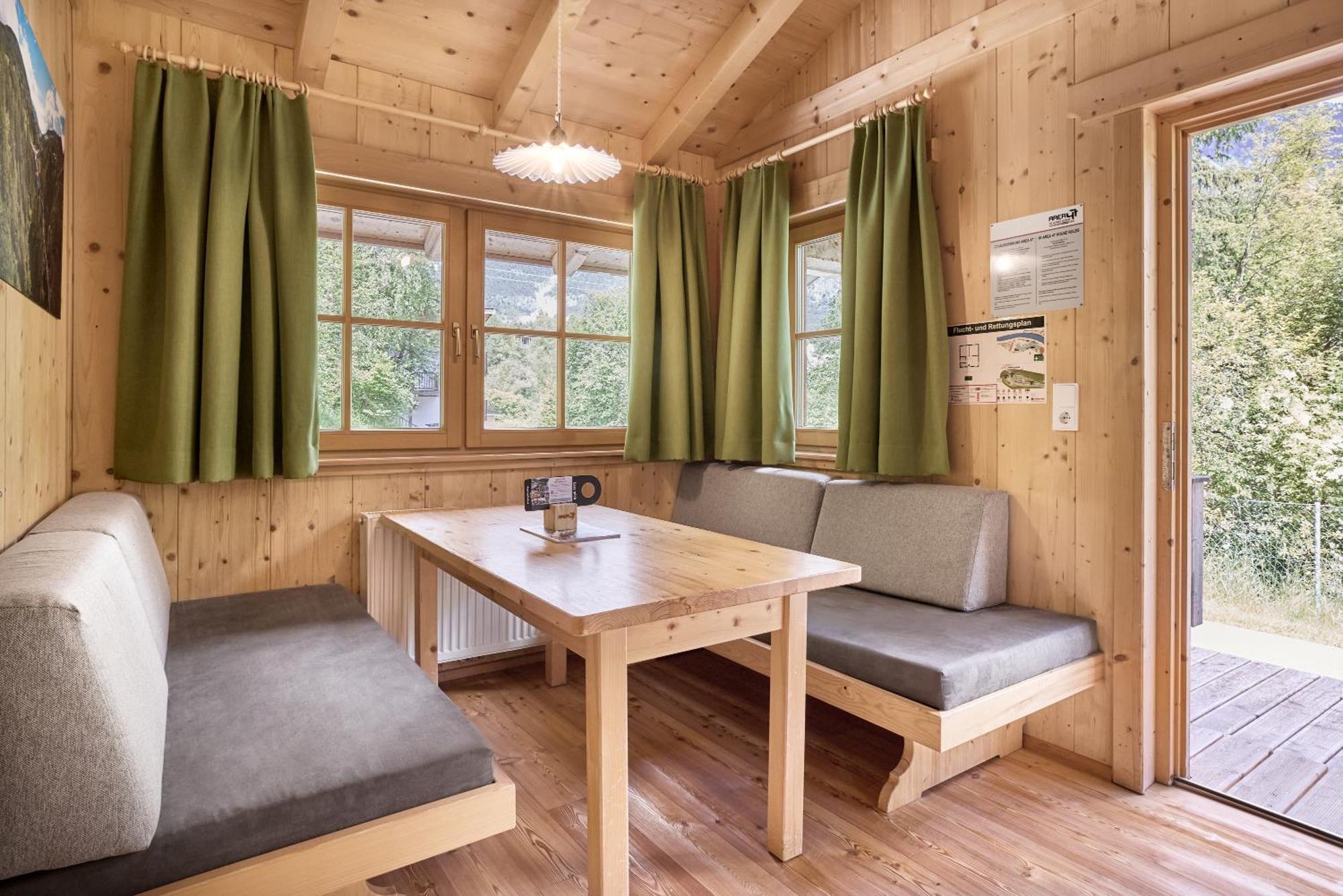 ホテル Area 47 - Tirol エッツタール・バーンホフ エクステリア 写真