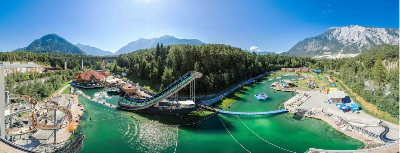 ホテル Area 47 - Tirol エッツタール・バーンホフ エクステリア 写真